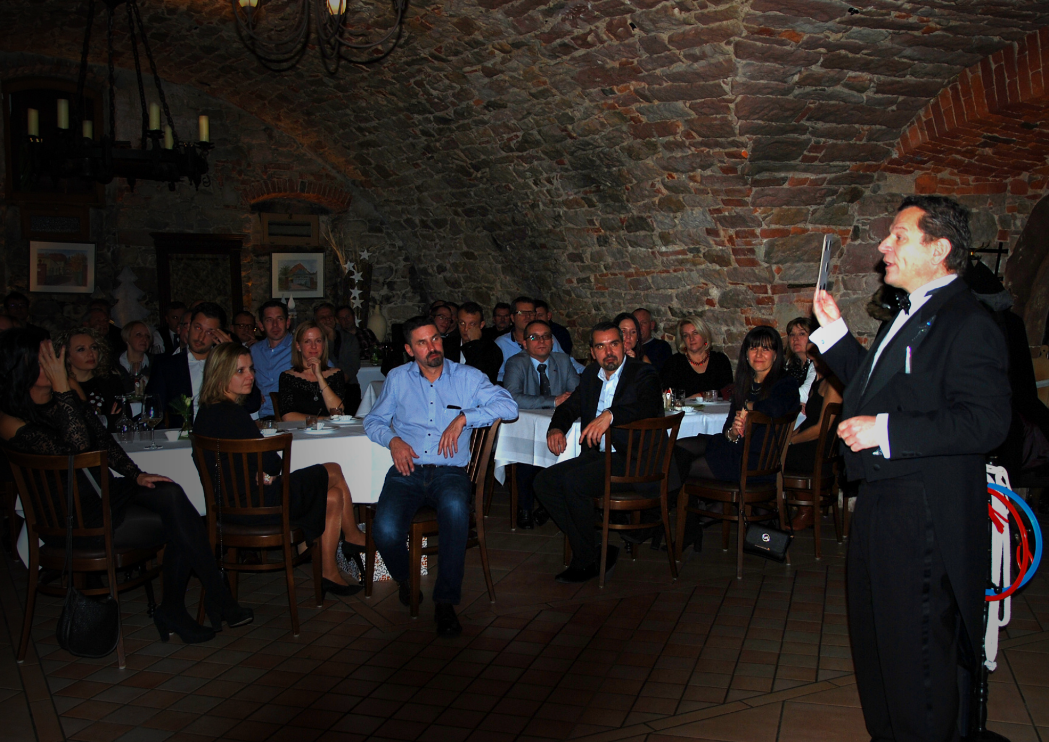 ChaPeau® im Gewölbekeller vor Publikum